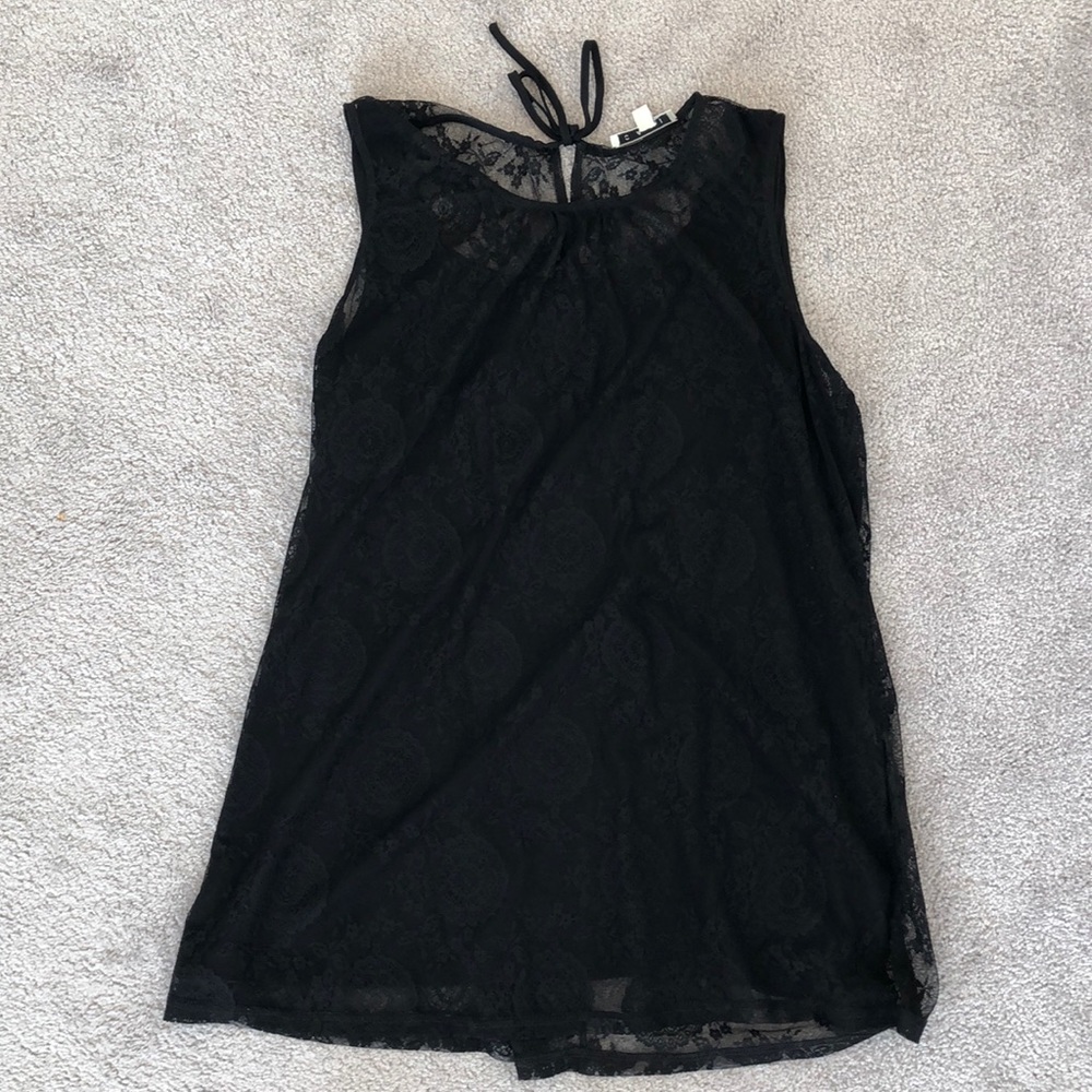 Black lace tank